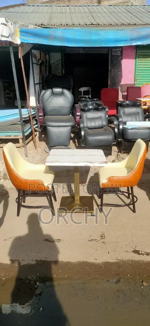 Outdoor Seats/ Hotel And Restaurant Seats