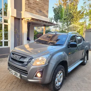 Isuzu D-MAX 2022 Gold