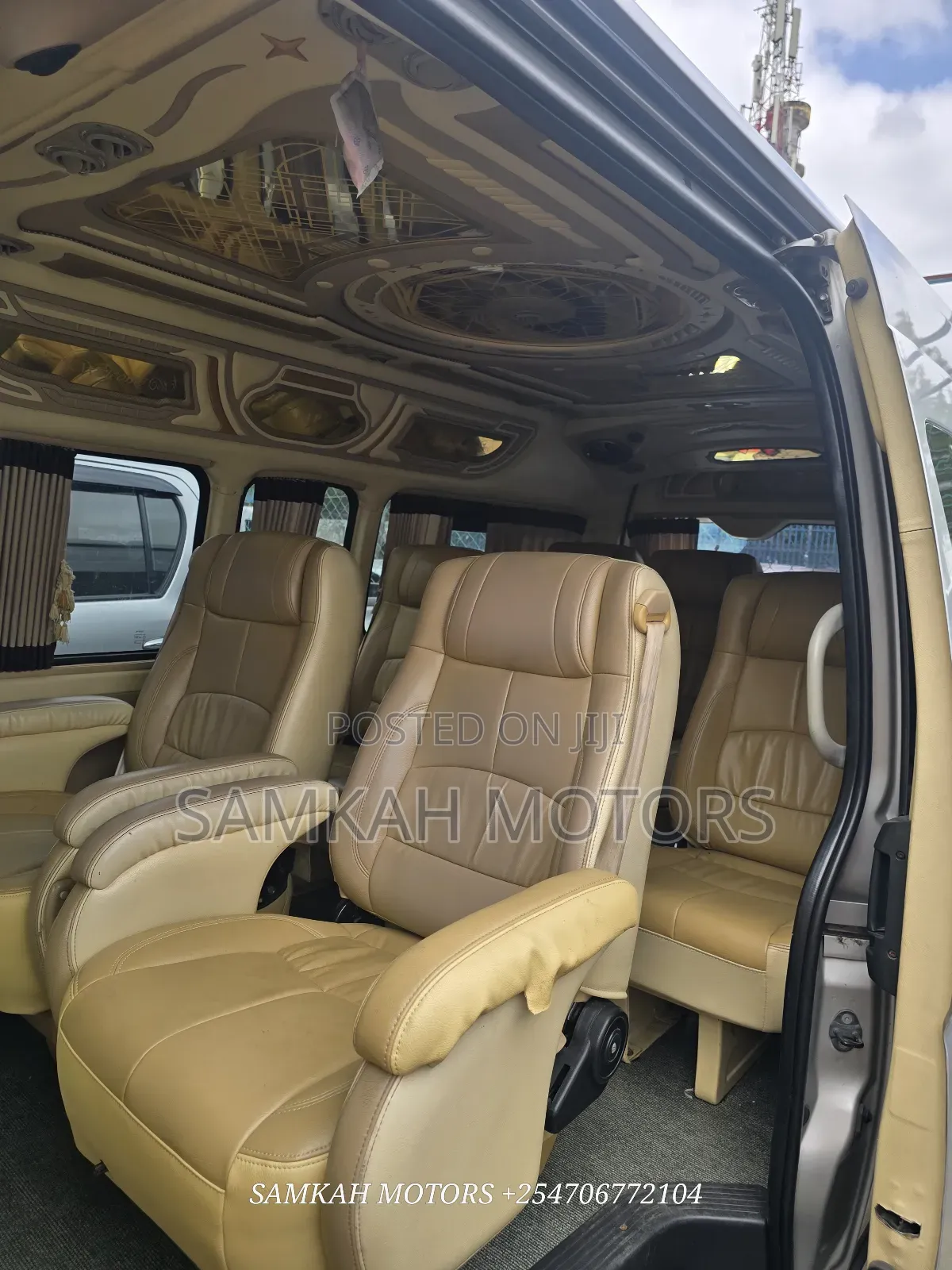 Toyota HiAce 2019 Silver