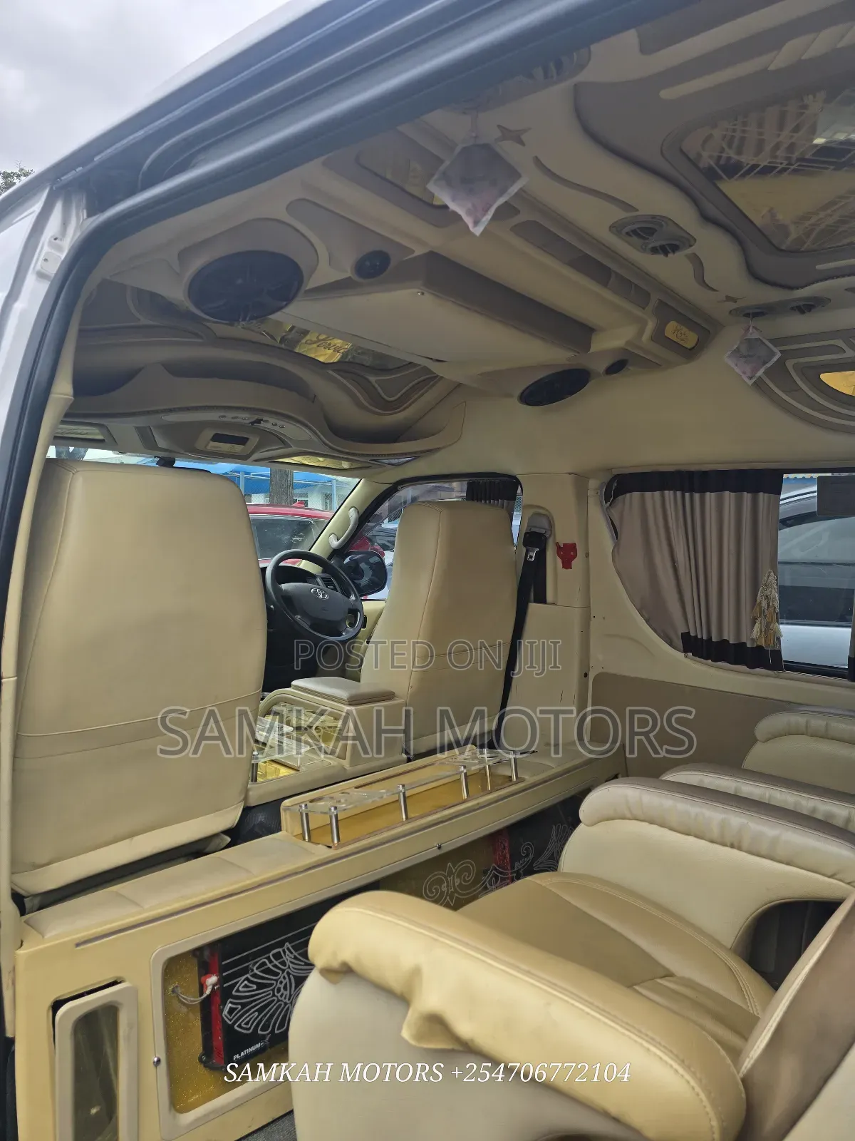 Toyota HiAce 2019 Silver