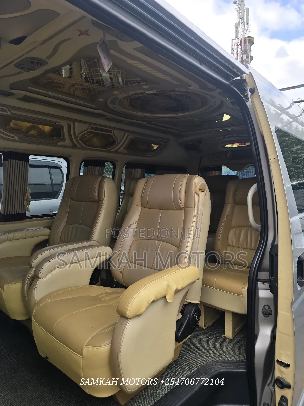 Toyota HiAce 2019 Silver