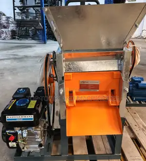 Complete Coffee Pulper Machine With a 7.5hp Engine