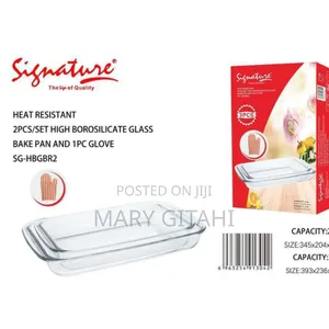 *Set of 2 Glass Baking Pans(With 1 Glove) at 
