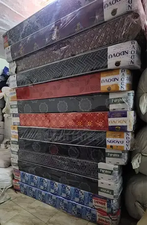 Medium Density Plain Mattress