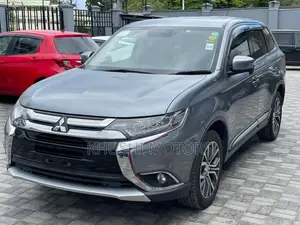 Mitsubishi Outlander 2015 Gray