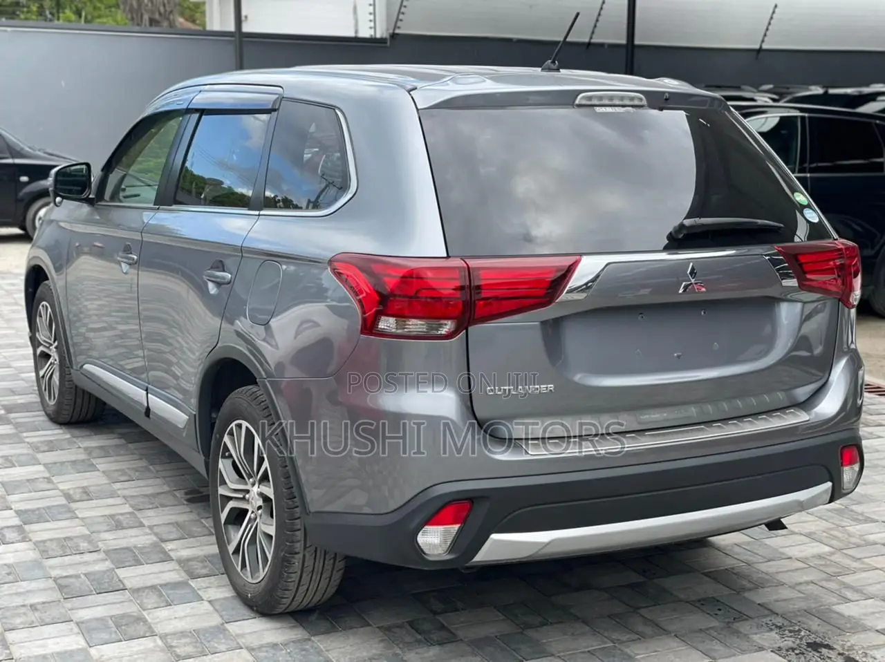 Mitsubishi Outlander 2015 Gray