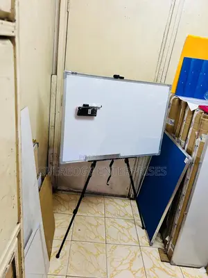 Whiteboard_3ft by 2ft on Tripod Stand##Board and Pens