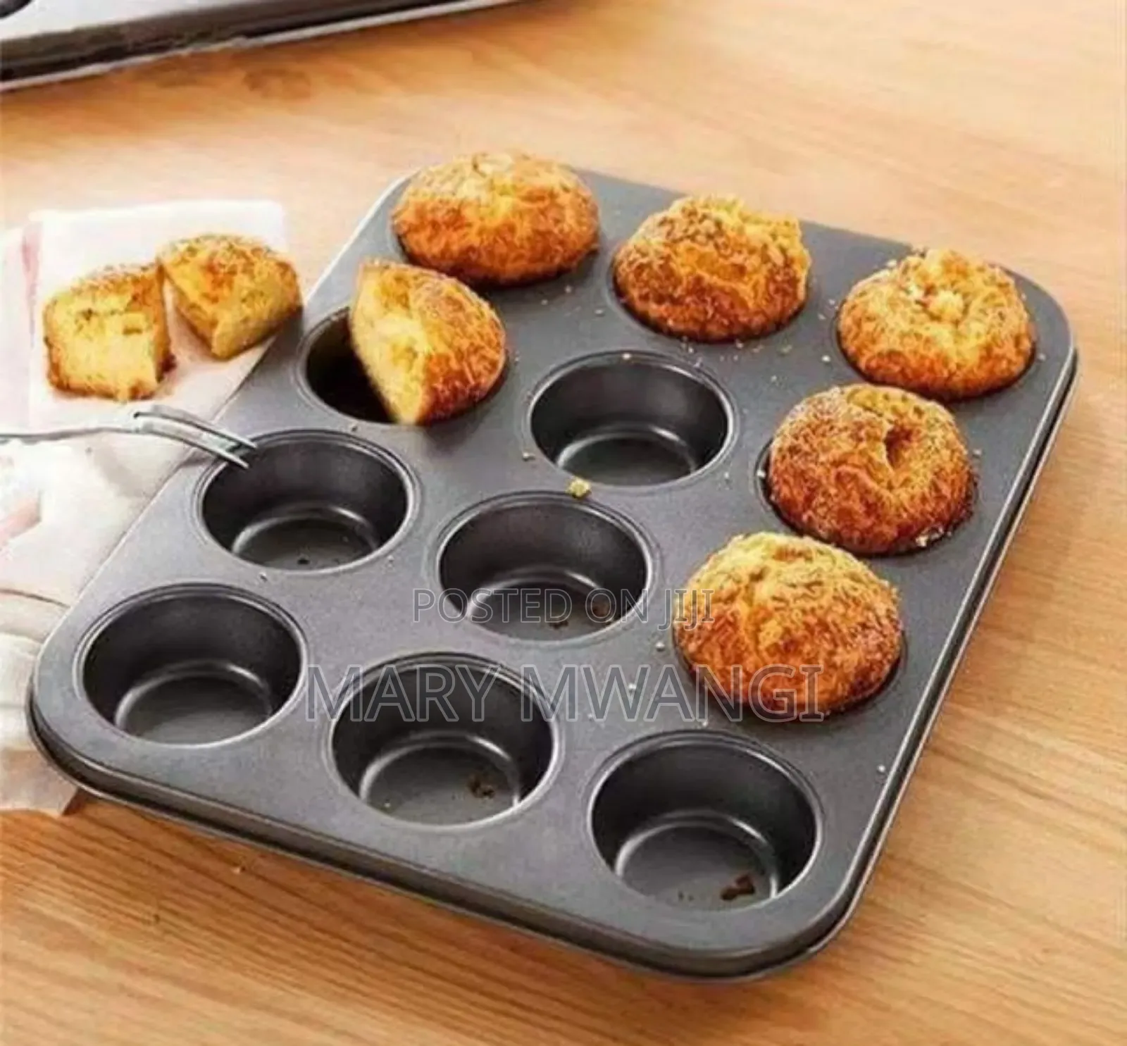 12 Holes Cupcake Baking Tins