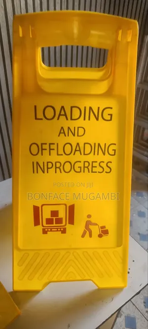 Floor Safety Signs, Industrial Safety Signs, Protection and Gears