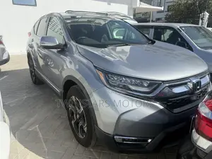Honda CR-V Touring AWD 2019 Silver