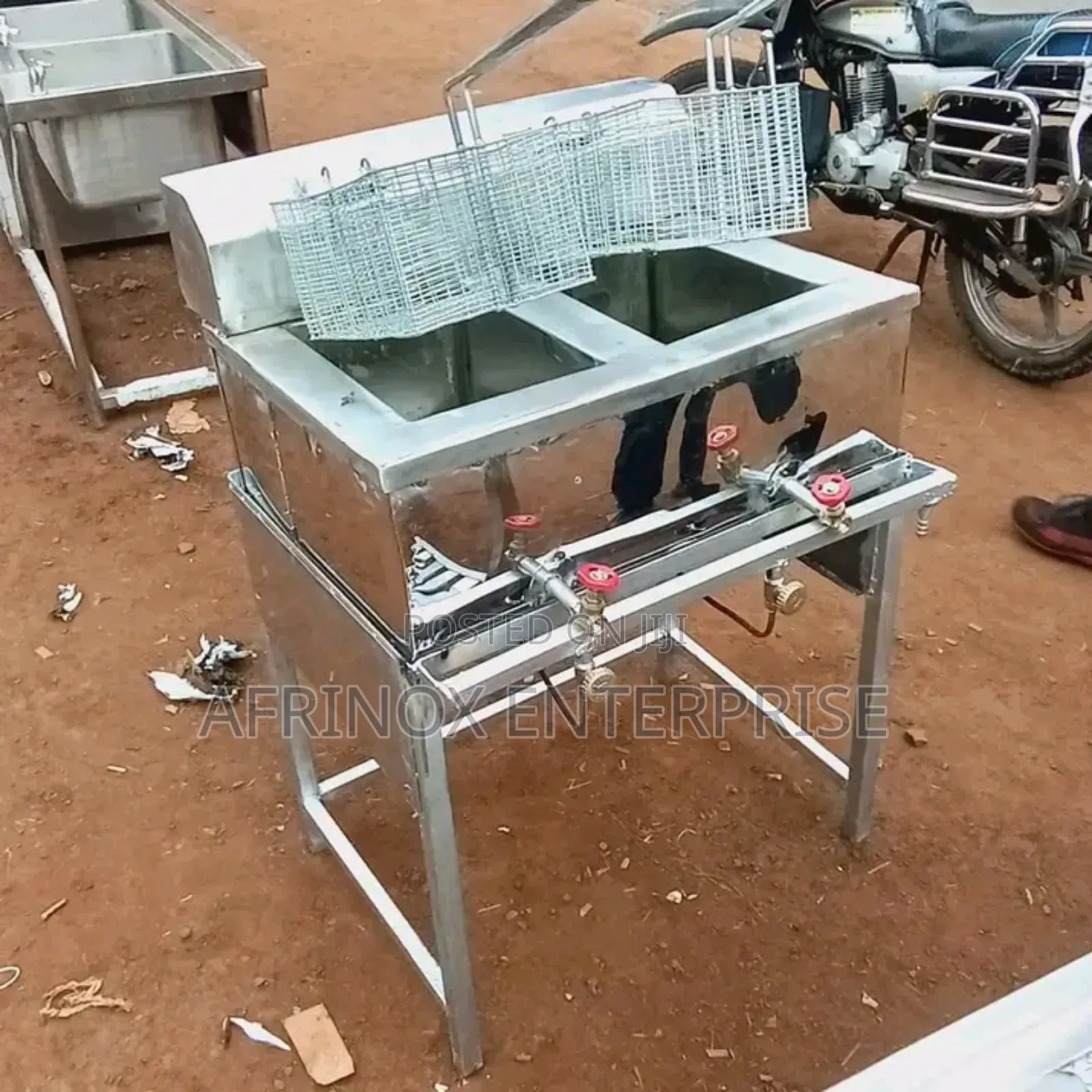 Quality Deep Frying Machine, Gas