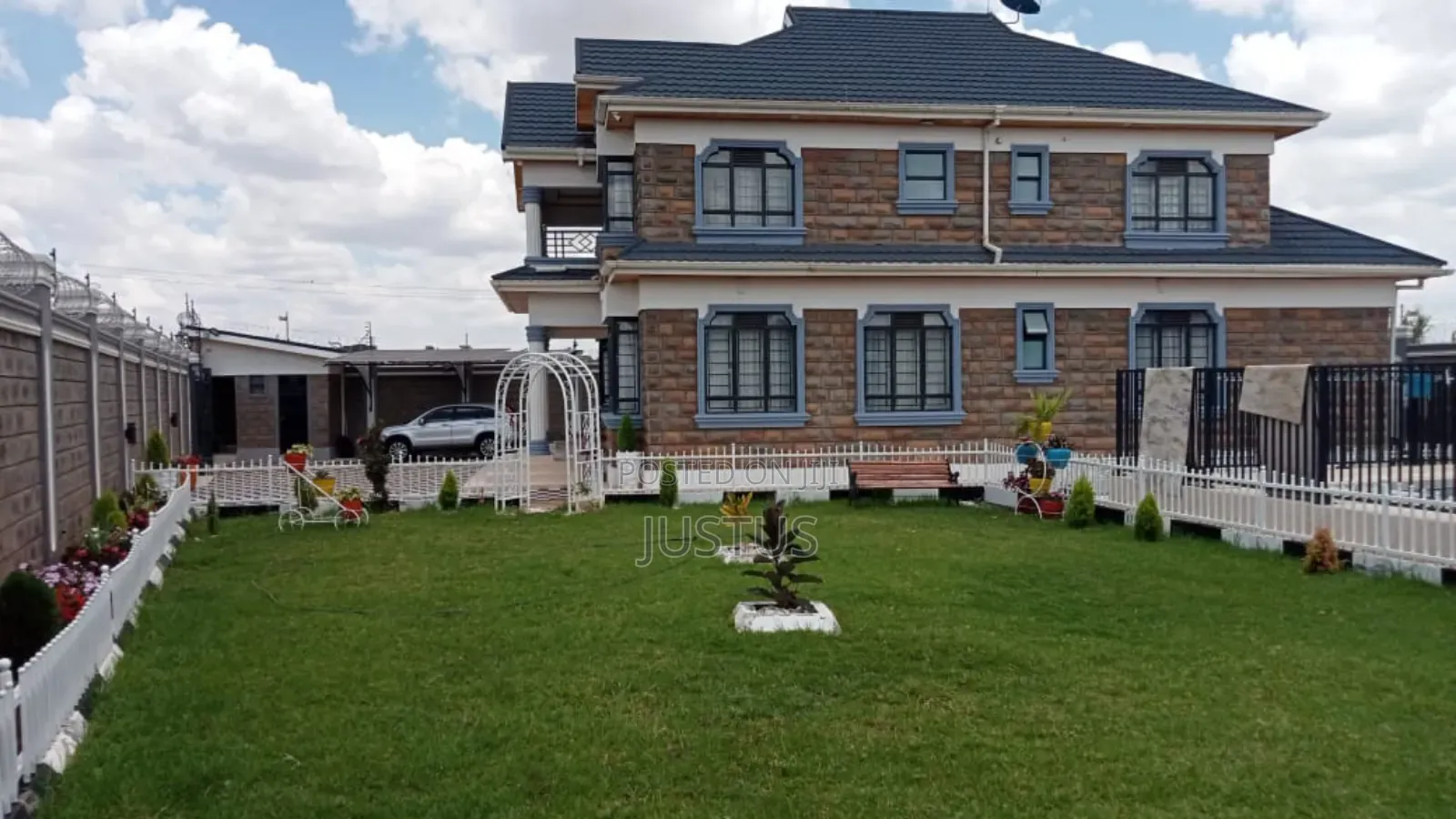 3br Villa With Pool