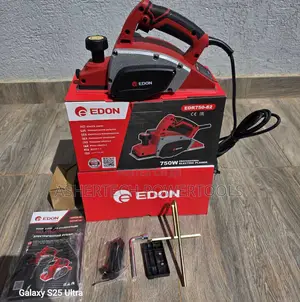 Kzubr Cordless Chainsaw 2 Batteries 4.0ah 2 Chargers