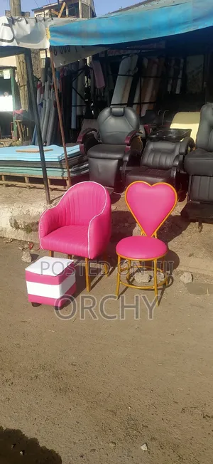 Manicure Set+ Pedicure Stool