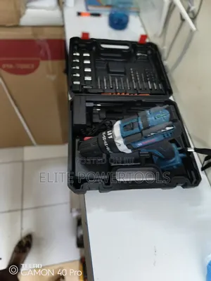 Bosch Cordress Drill With 2 Batteries