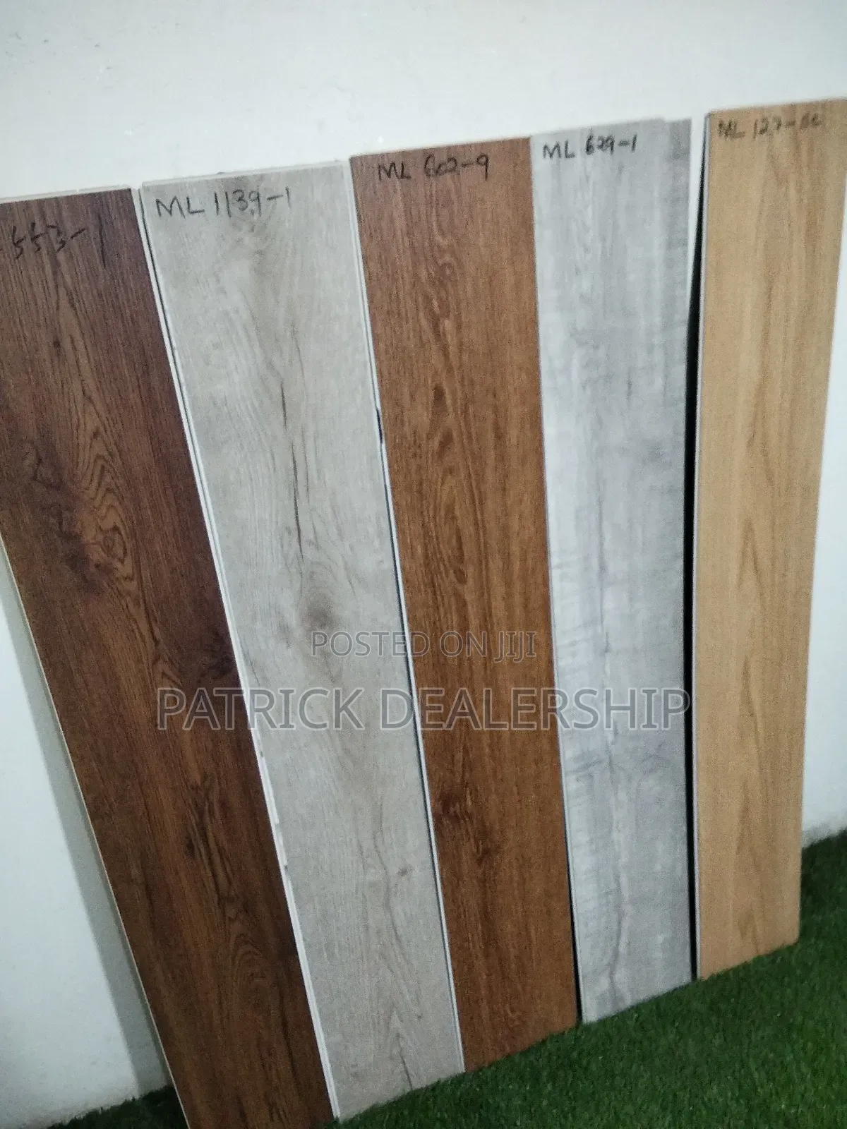 SPC Flooring Tiles