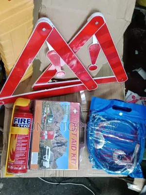 Car Emergency Roadside Safety Kits 4in1 With Foldable Life Savers