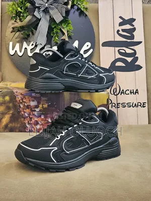 Christian Dior B30 Sneakers