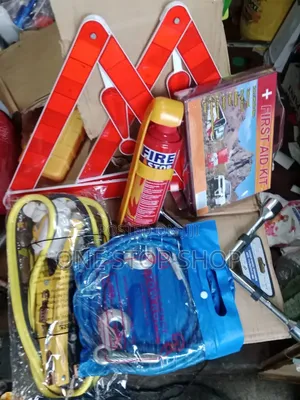 6x Essentials Combo Roadside Emergency Safety Kit
