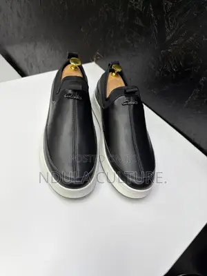 Clarks Slip ~On Casuals