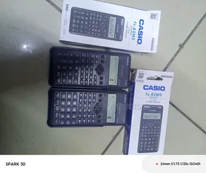 *Calculator* Calculator Fx-82sm