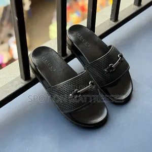 Men Sandals Original. Colours Black/White. Available In Sizes 39 - 46.