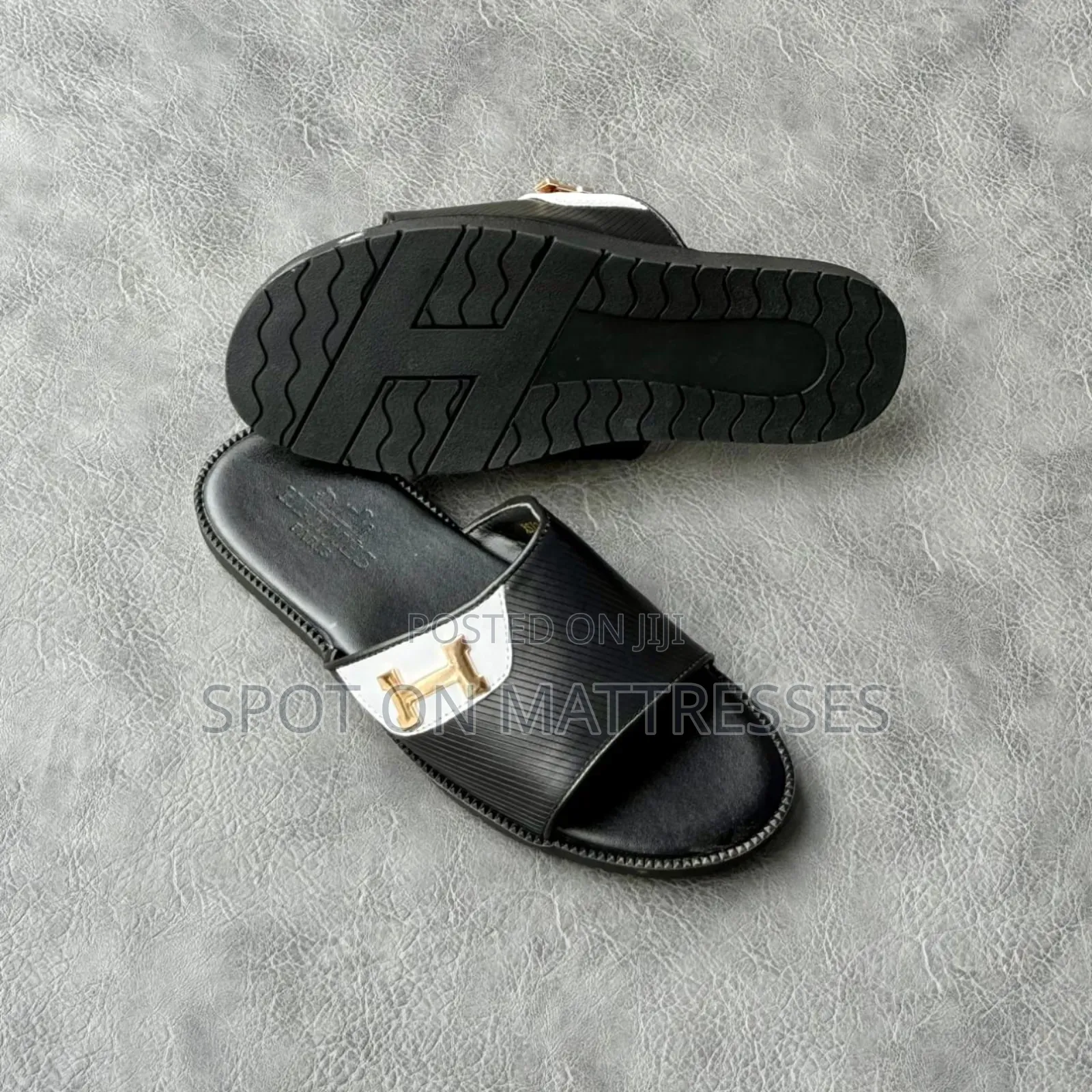 Classic Hermes Sandals For Men. Available Sizes 40-46.