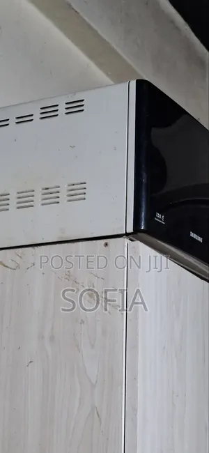 Microwave Oven