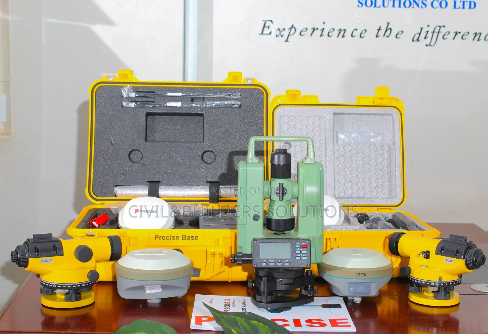 Construction Theodolite Tripod And Staff