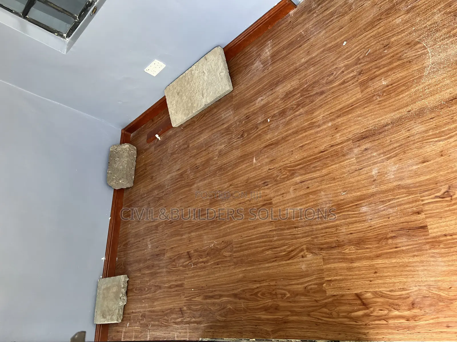 Earth Brown Lvt
