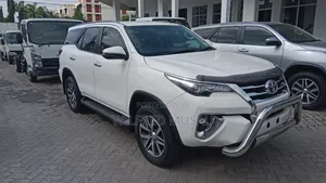 Toyota Fortuner 2.8 D AWD 2020 White