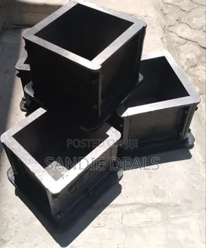 Cast Iron Concrete Testing Cube Moulds