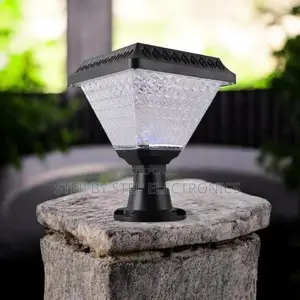 Solar Led Outdoor Post Lamp With Diamond Crystal Design