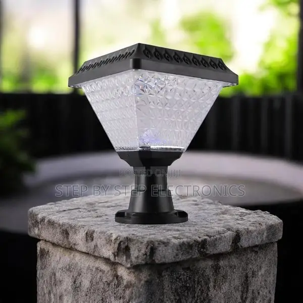 Decorative Solar Outdoor Post Light With Crystal Design