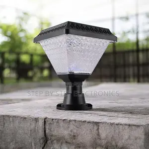 Solar Led Fence Post Lamp for Garden and Yard Lighting