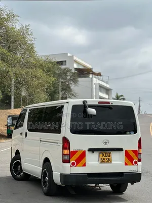 Toyota HiAce 2016 White