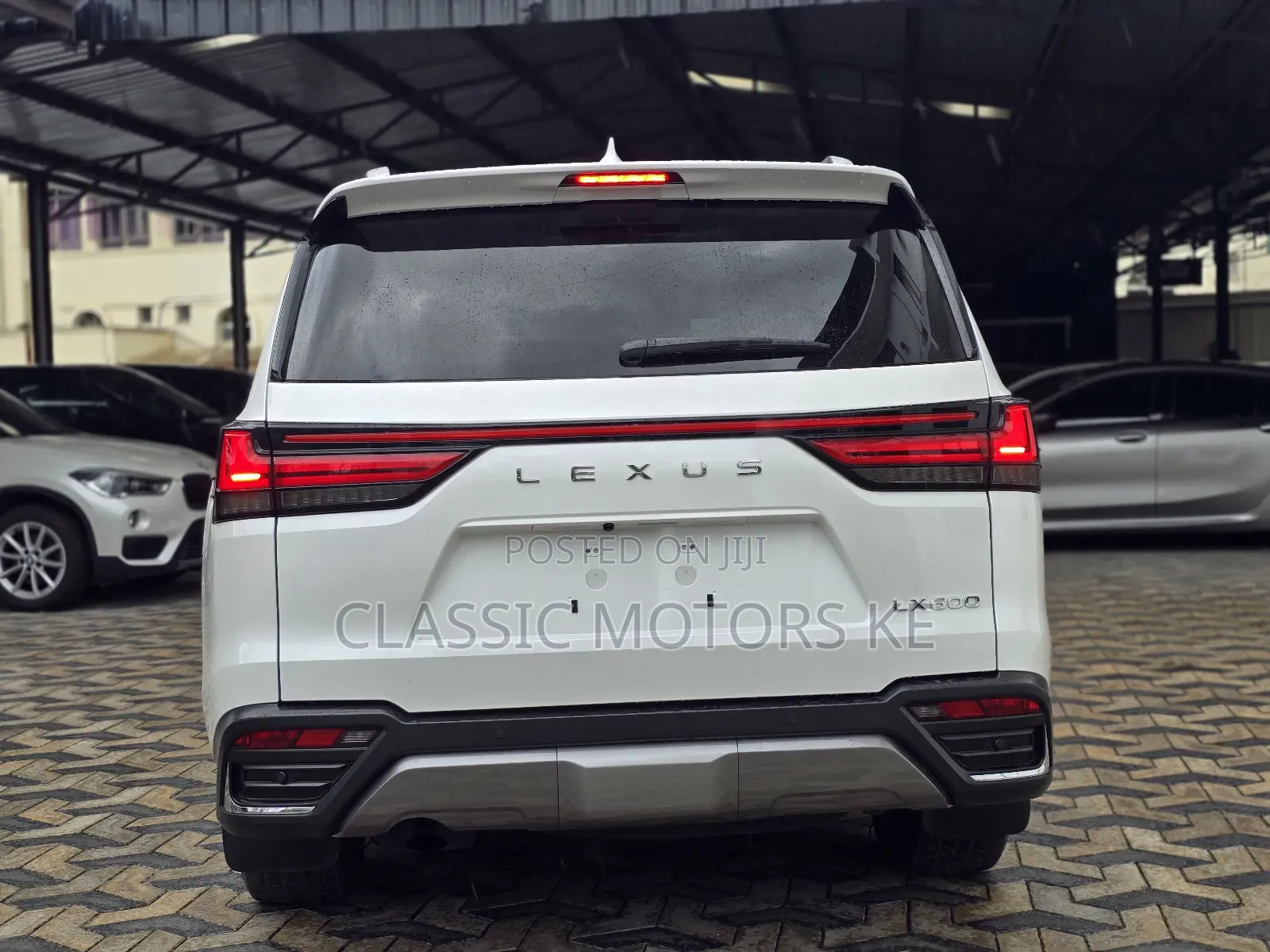 Lexus LX 600 2024 White