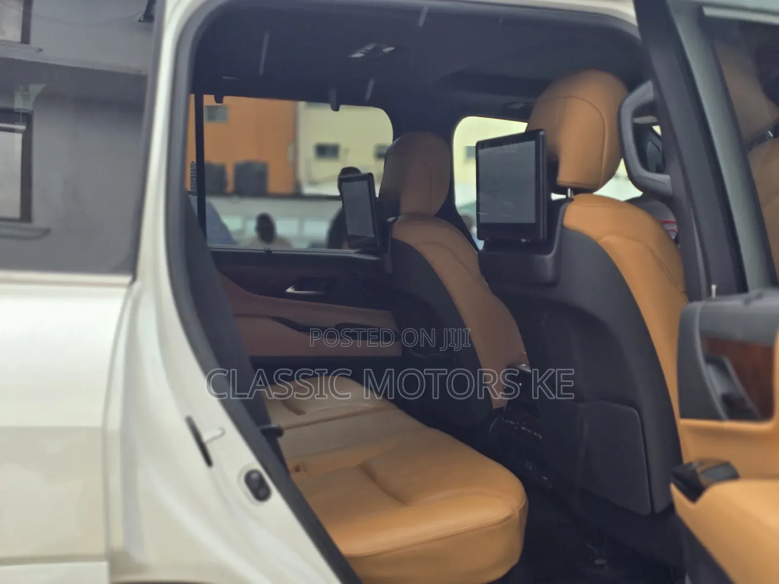 Lexus LX 600 2024 White