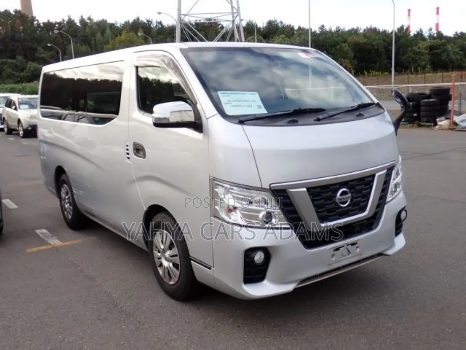 Nissan Caravan (Urvan) 2019 Silver