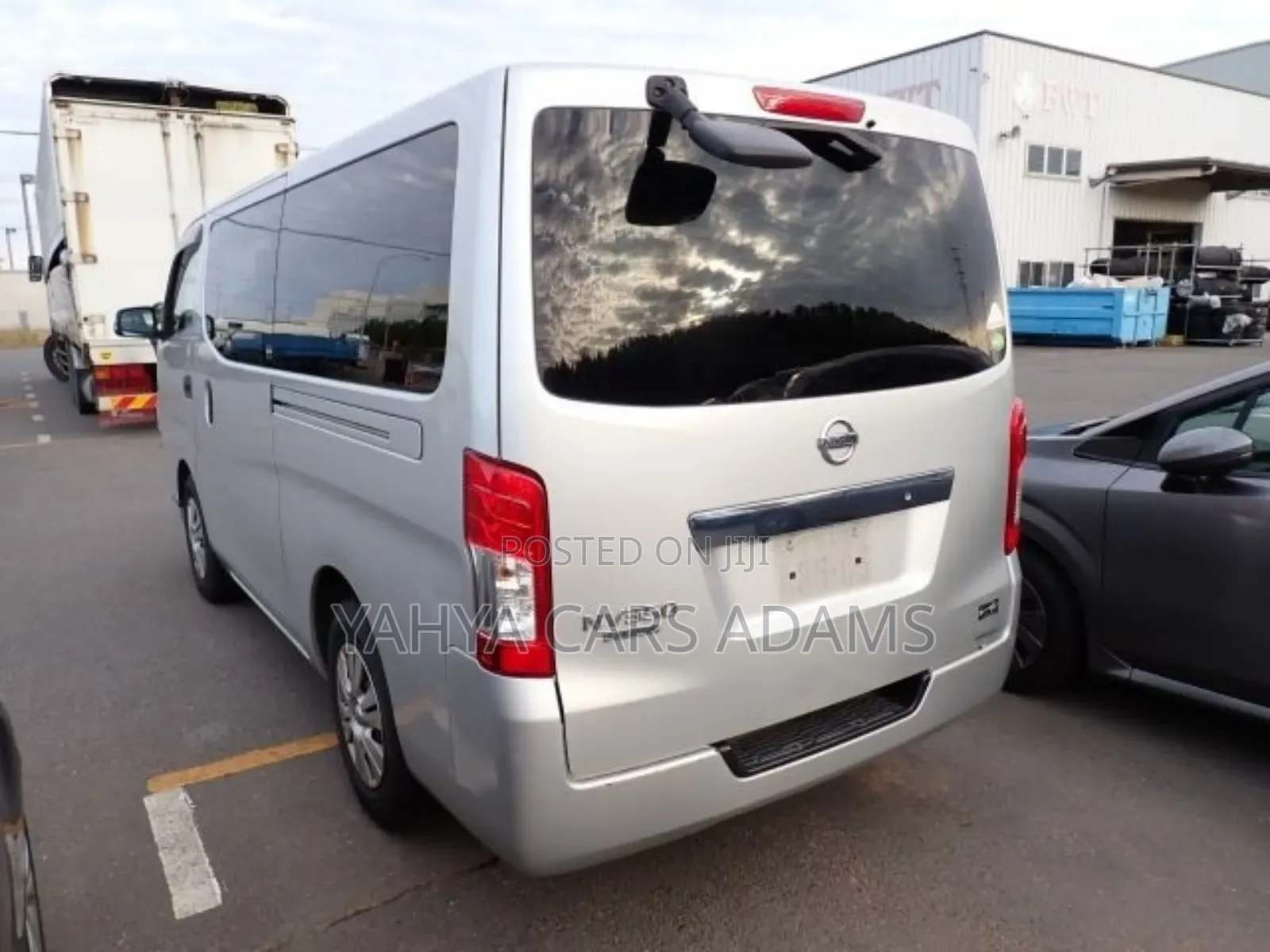 Nissan Caravan (Urvan) 2019 Silver