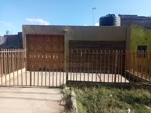 3bdrm Bungalow in Kariobangi South for sale