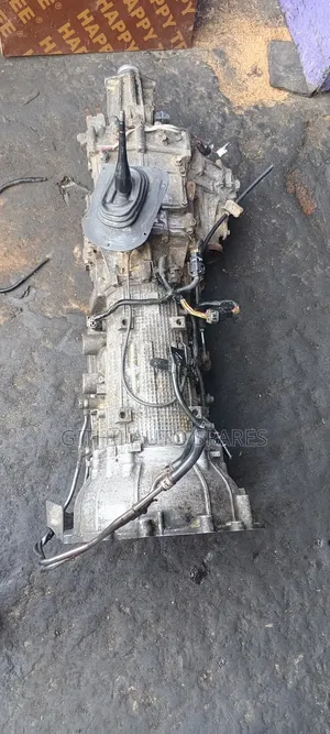 Gearbox 4m40 Mistubishi Pajero