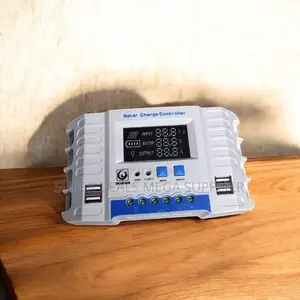 Super Quality 12v/24v 30a PWM Solar Charge Controller