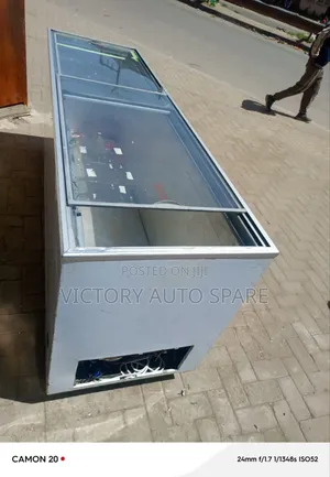 700litres Display Deep Freezer