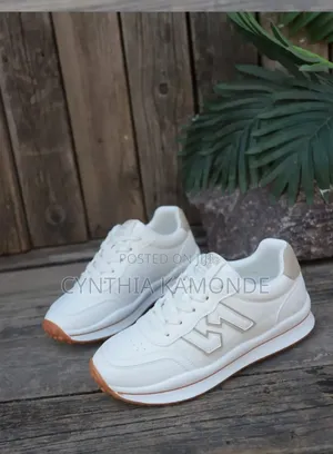 Classy Ladies Sneakers