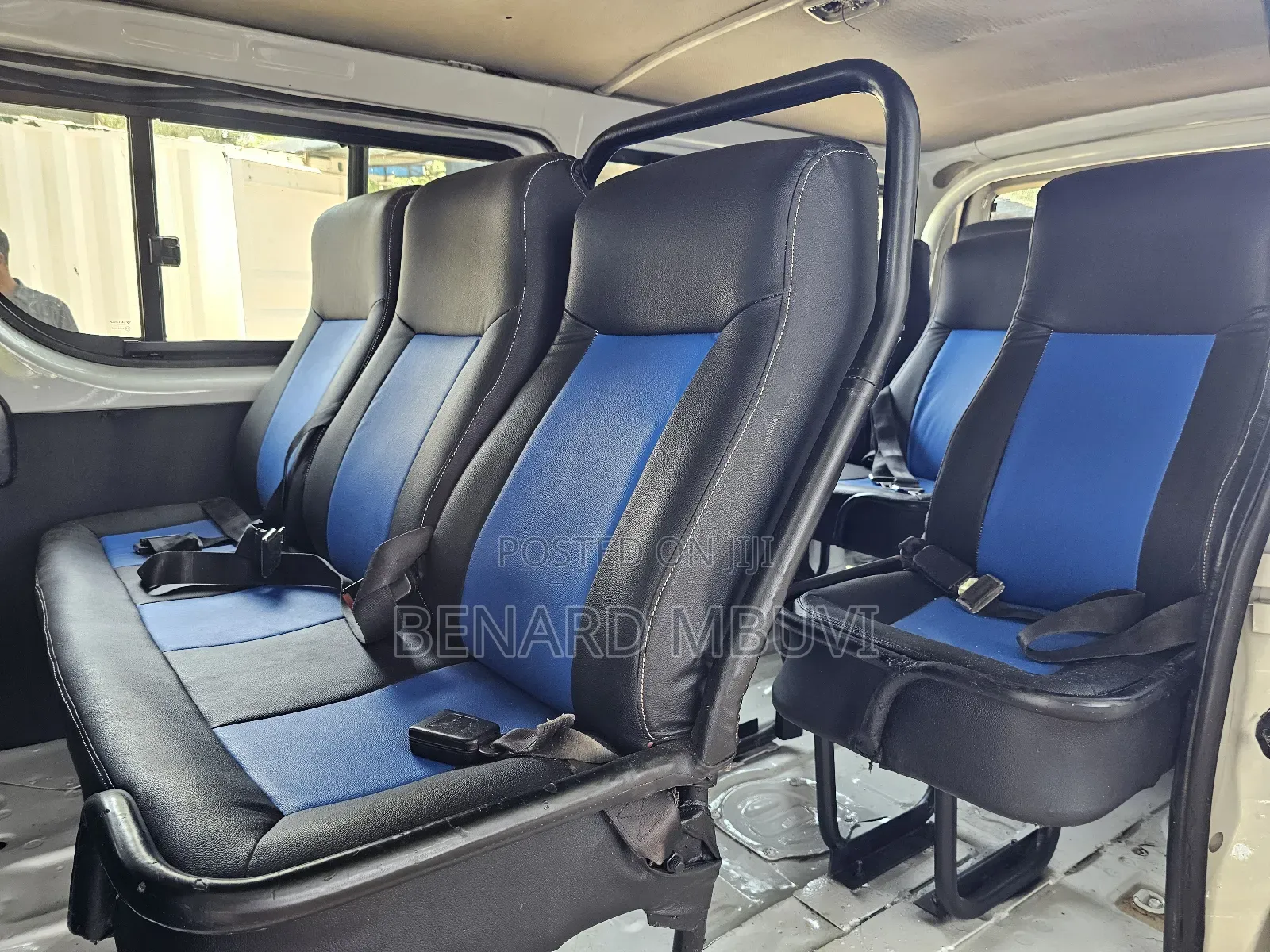 Toyota HiAce 2013 White