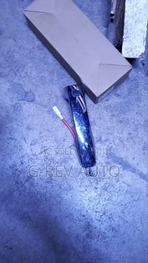 Lexus  Lx570  Door Handle With  Sensor