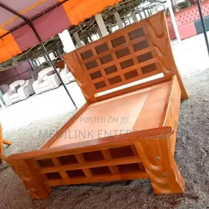 Wooden Queen Sized Beds Mahogany Boxed
