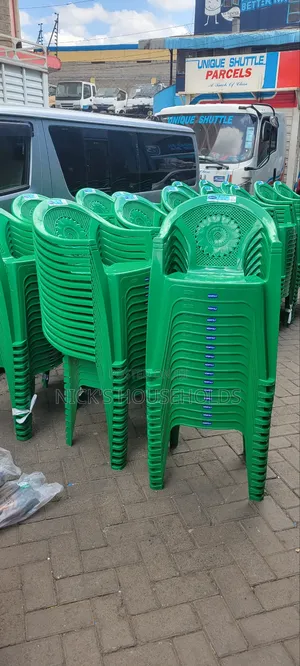 Plastic Chairs, Quality Seats Available/Green Chairs