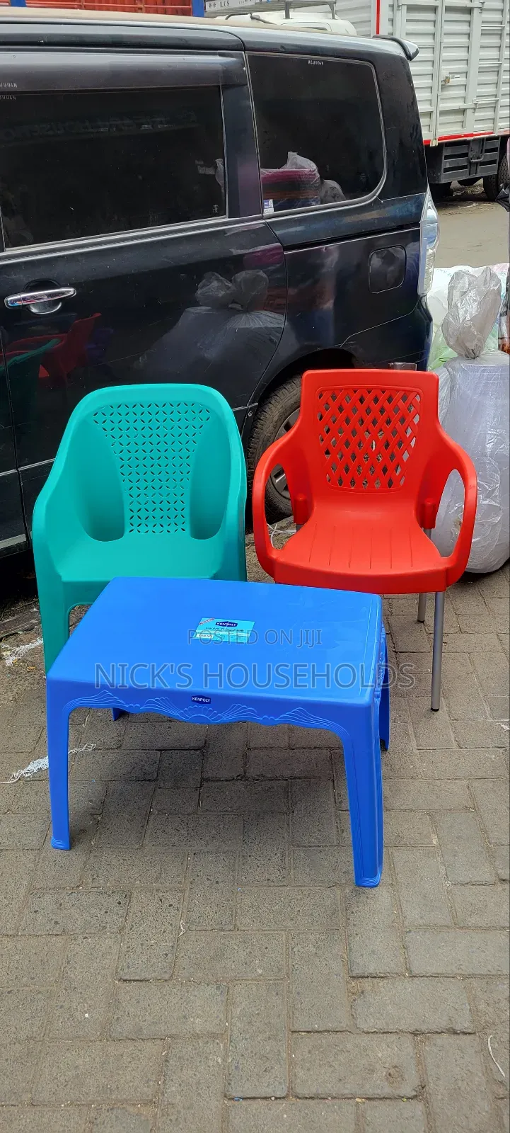 Easy Chair + Rosa Chair + Standard Table Set